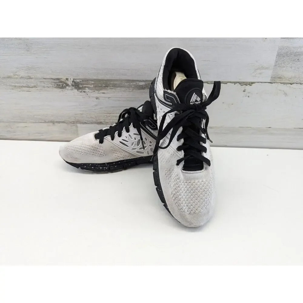 Reebok White Black Splatter Low Top Running Shoes EF6402 AJAX2-k Men's Size 8.5